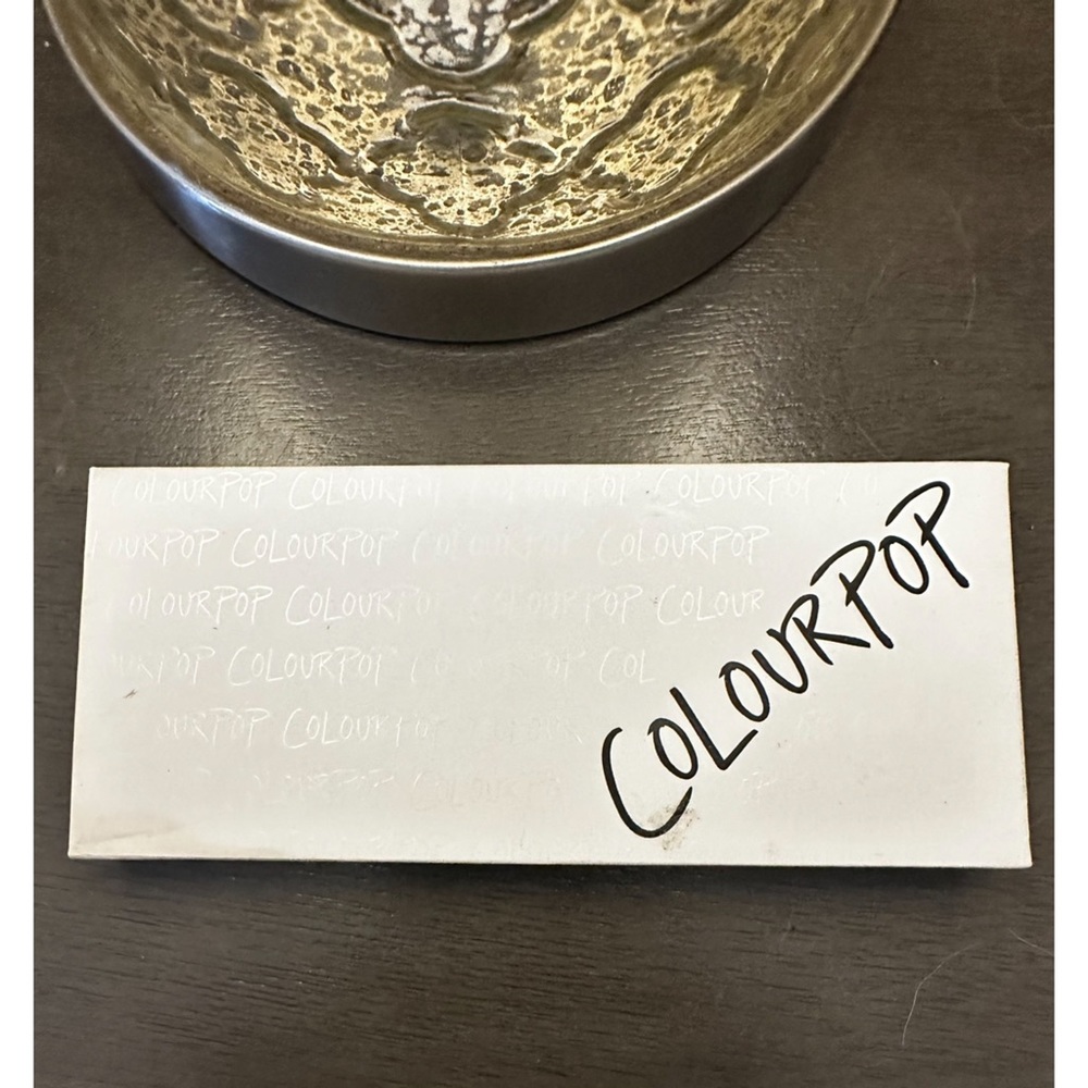 HPx4!! 🎉🎉 NIB Colourpop 4 Pot Eyeshadow.